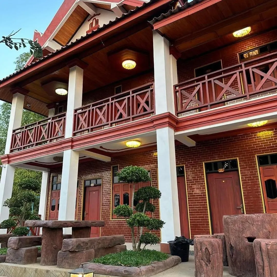 Siriphone Guesthouse & Restaurants Luang Prabang