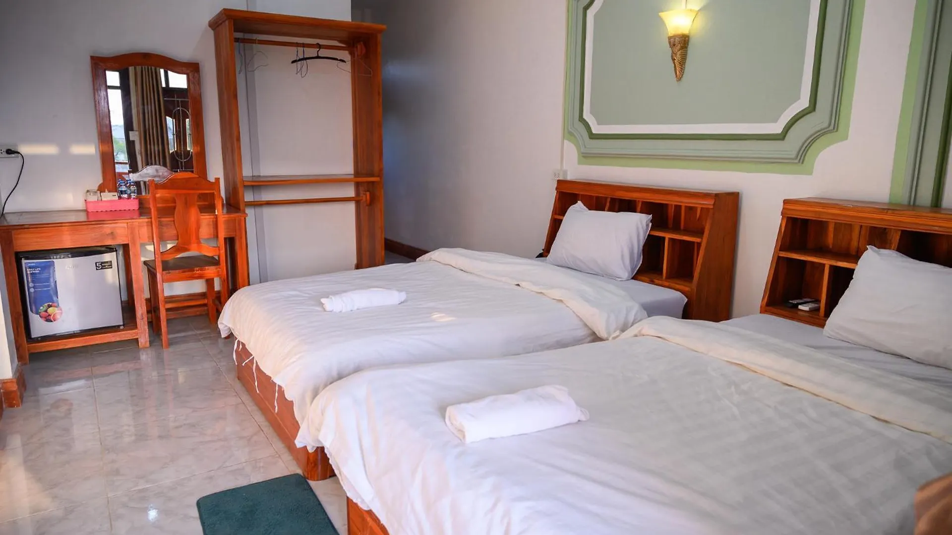 Siriphone Guesthouse & Restaurants Luang Prabang Hotel